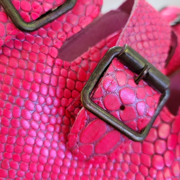 OOAK Freebird Quail, Handpainted HOT PINK Snake Heeled Leather Sandals, Woman 10 - Picture 9 of 17